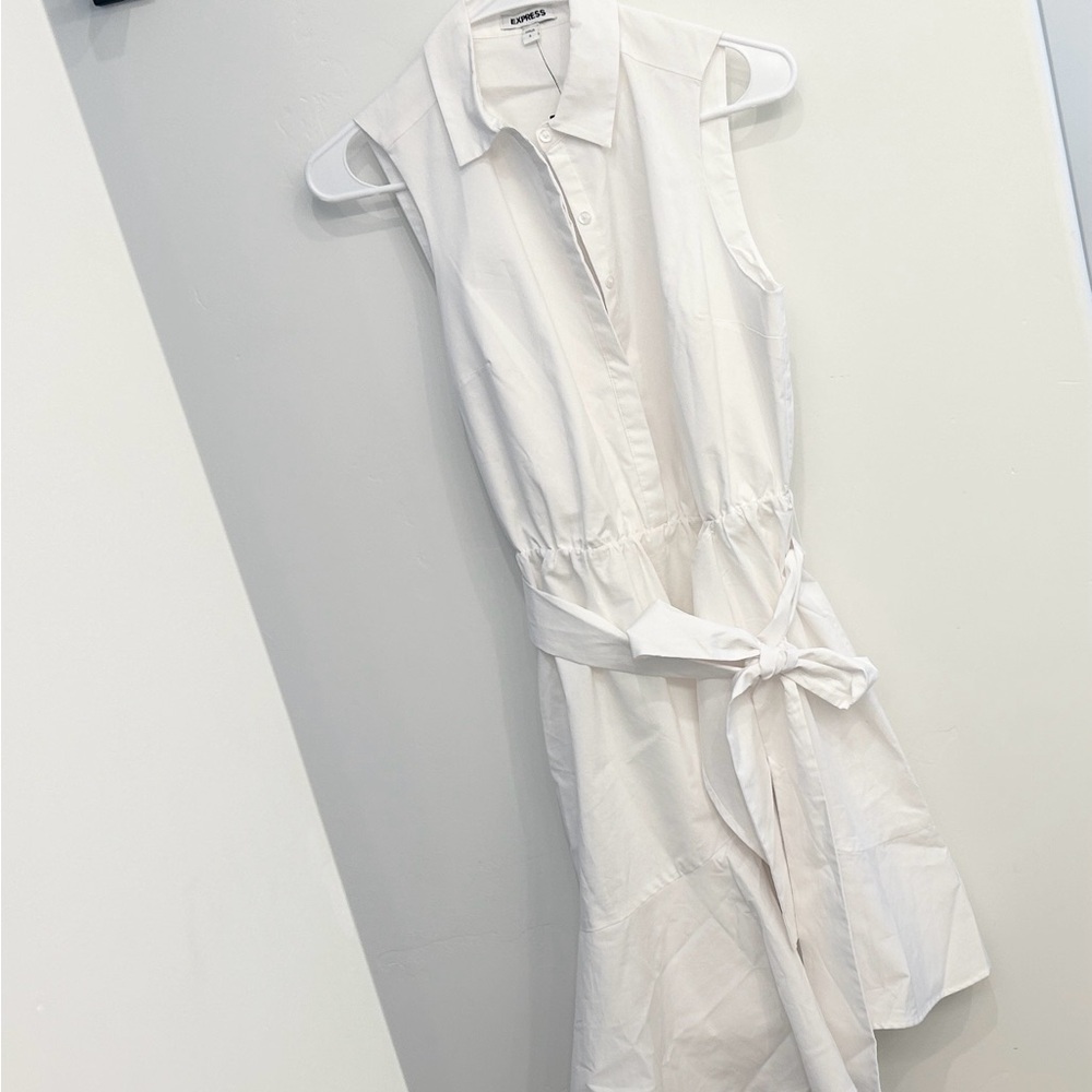 White Sleeveless Button-Up Dress
